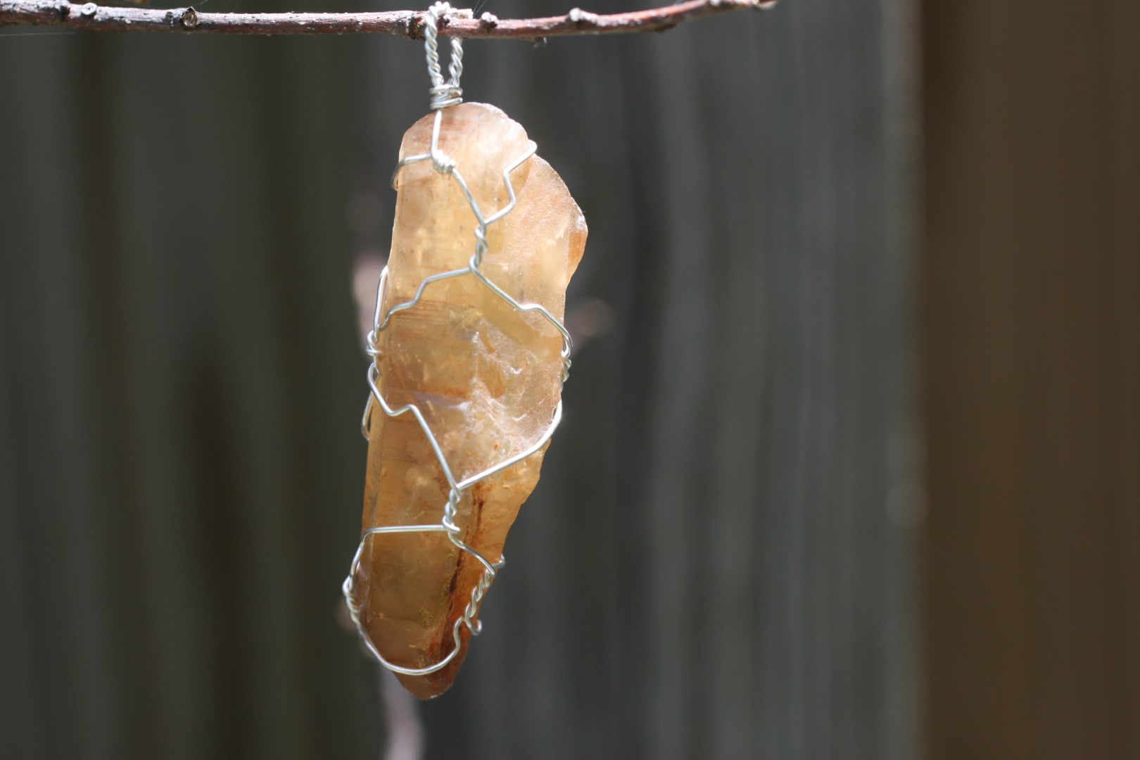 Kundalini Quartz Pendant  enhances the body healing energy 5482