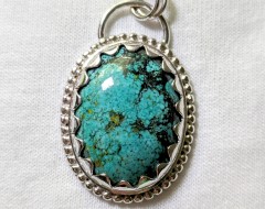 Turquoise Pendant is considered to be a bridge between Heaven Sky 5575